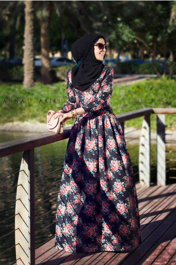/maxi-dress-cantik-untuk-style-berhijab-1.png